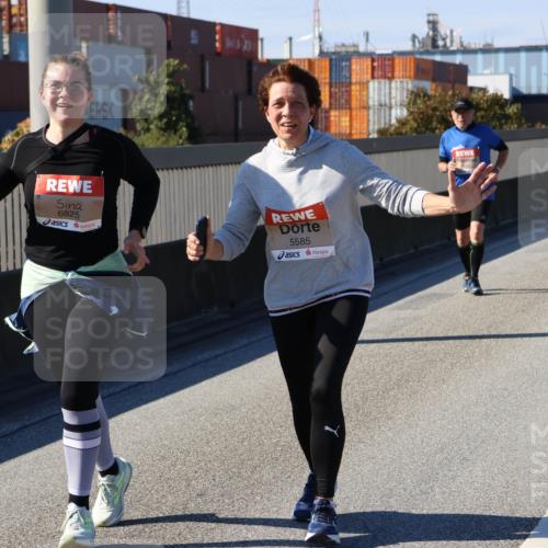03.10.2025 - Köhlbrandbrückenlauf Strokosch-Dieckow http://msf.ph/oto/9165796 03.10.2025 13:16:01 Position 3 6825, 5585 meine-sportfotos.de