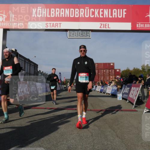 03.10.2025 - Köhlbrandbrückenlauf Matties Gatica Varas http://msf.ph/oto/9165808 03.10.2025 10:00:14 Ziel 1071, 1109, 1237, 1298, 1315, 3820 meine-sportfotos.de