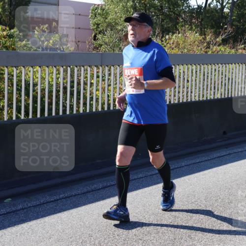 03.10.2025 - Köhlbrandbrückenlauf Strokosch-Dieckow http://msf.ph/oto/9165815 03.10.2025 13:16:08 Position 3  meine-sportfotos.de