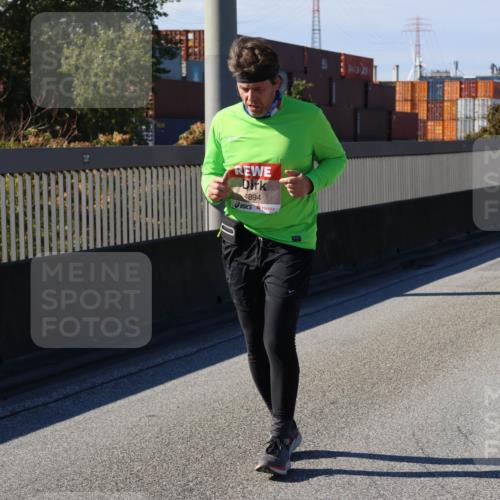 03.10.2025 - Köhlbrandbrückenlauf Strokosch-Dieckow http://msf.ph/oto/9165844 03.10.2025 13:16:19 Position 3 4894 meine-sportfotos.de