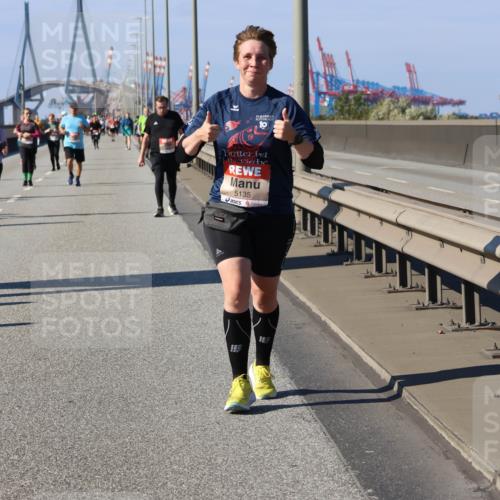 03.10.2025 - Köhlbrandbrückenlauf Strokosch-Dieckow http://msf.ph/oto/9165851 03.10.2025 13:16:23 Position 3 10, 5135 meine-sportfotos.de