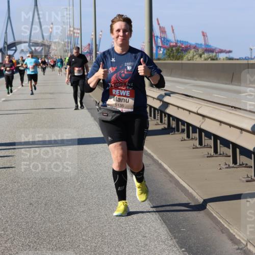03.10.2025 - Köhlbrandbrückenlauf Strokosch-Dieckow http://msf.ph/oto/9165856 03.10.2025 13:16:23 Position 3 31, 10, 5135 meine-sportfotos.de