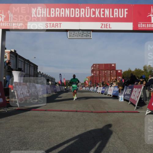 03.10.2025 - Köhlbrandbrückenlauf Matties Gatica Varas http://msf.ph/oto/9165857 03.10.2025 10:00:27 Ziel 1018, 1106, 1118, 1175, 1262, 3041 meine-sportfotos.de