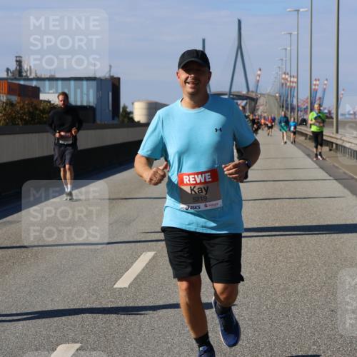 03.10.2025 - Köhlbrandbrückenlauf Strokosch-Dieckow http://msf.ph/oto/9165891 03.10.2025 13:16:34 Position 3 5219, 4621 meine-sportfotos.de