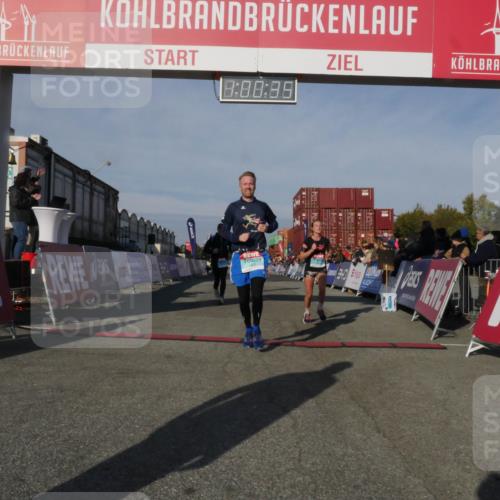 03.10.2025 - Köhlbrandbrückenlauf Matties Gatica Varas http://msf.ph/oto/9165896 03.10.2025 10:00:37 Ziel 1018, 1175, 1262, 2796, 2880, 3317, 3650, 3658, 3719 meine-sportfotos.de