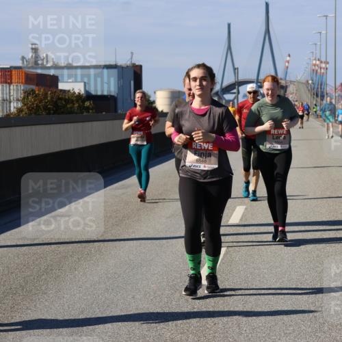03.10.2025 - Köhlbrandbrückenlauf Strokosch-Dieckow http://msf.ph/oto/9165908 03.10.2025 13:16:41 Position 3 6548, 5564 meine-sportfotos.de
