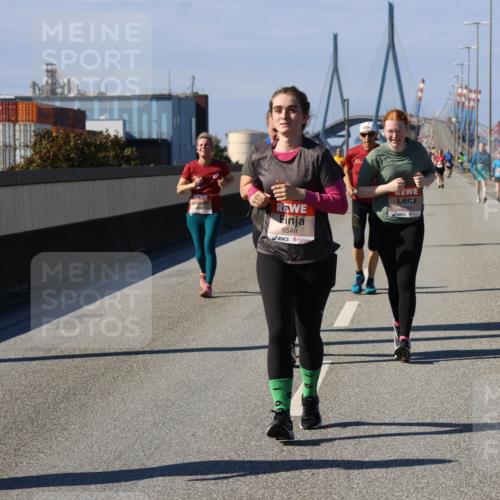 03.10.2025 - Köhlbrandbrückenlauf Strokosch-Dieckow http://msf.ph/oto/9165910 03.10.2025 13:16:41 Position 3 6548, 5564 meine-sportfotos.de