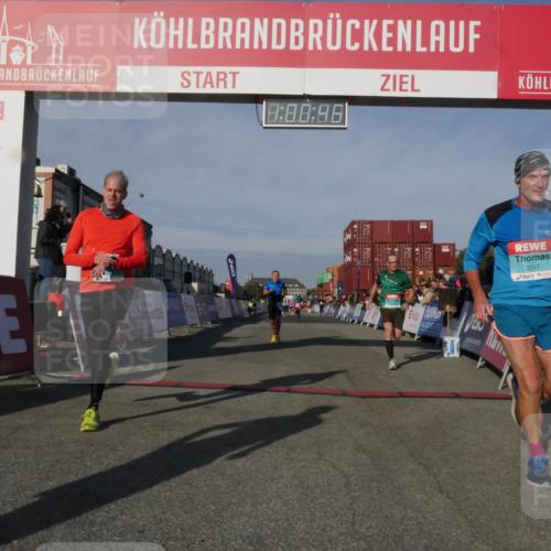 03.10.2025 - Köhlbrandbrückenlauf Matties Gatica Varas http://msf.ph/oto/9165938 03.10.2025 10:00:48 Ziel 1330, 1553, 1826, 2712, 3307, 3342, 3343, 3651, 3658 meine-sportfotos.de