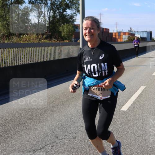 03.10.2025 - Köhlbrandbrückenlauf Strokosch-Dieckow http://msf.ph/oto/9165958 03.10.2025 13:16:54 Position 3 5121 meine-sportfotos.de