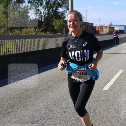 03.10.2025 - Köhlbrandbrückenlauf Strokosch-Dieckow http://msf.ph/oto/9165960 03.10.2025 13:16:54 Position 3 5121 meine-sportfotos.de