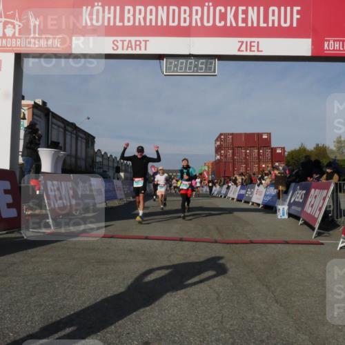 03.10.2025 - Köhlbrandbrückenlauf Matties Gatica Varas http://msf.ph/oto/9165961 03.10.2025 10:00:53 Ziel 1082, 1133, 1168, 1330, 1468, 1553, 1826, 2947, 3307, 3342, 3343, 3594, 3651, 3790, 3794 meine-sportfotos.de