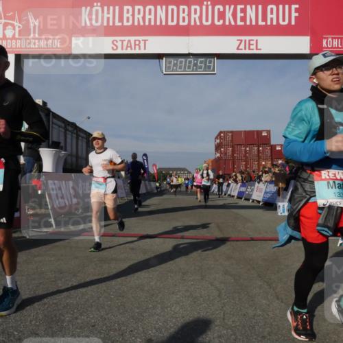 03.10.2025 - Köhlbrandbrückenlauf Matties Gatica Varas http://msf.ph/oto/9165970 03.10.2025 10:00:56 Ziel 1058, 1082, 1133, 1168, 1468, 1553, 1826, 2587, 2947, 3343, 3594, 3651, 3775, 3790, 3794 meine-sportfotos.de