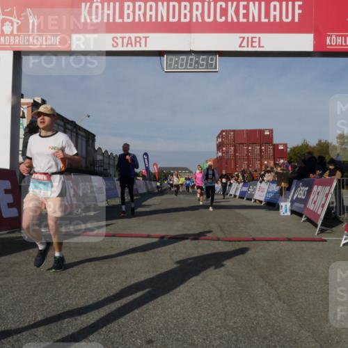 03.10.2025 - Köhlbrandbrückenlauf Matties Gatica Varas http://msf.ph/oto/9165972 03.10.2025 10:00:56 Ziel 1058, 1082, 1133, 1168, 1468, 1553, 1826, 2587, 2947, 3343, 3594, 3651, 3775, 3790, 3794 meine-sportfotos.de