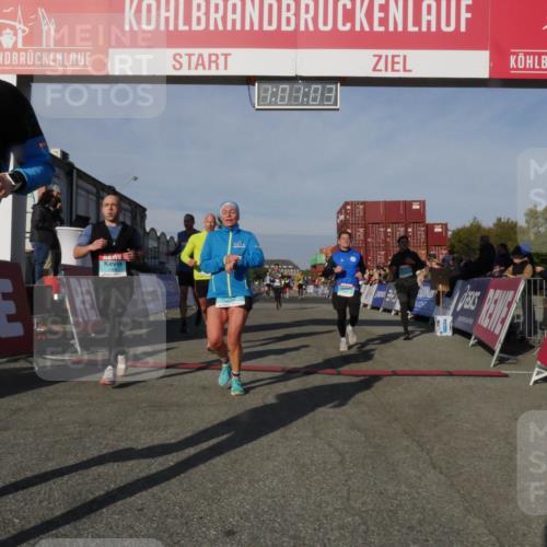 03.10.2025 - Köhlbrandbrückenlauf Matties Gatica Varas http://msf.ph/oto/9166003 03.10.2025 10:01:05 Ziel 1058, 1110, 1168, 1517, 1602, 2587, 2947, 3091, 3458, 3775 meine-sportfotos.de