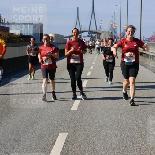 03.10.2025 - Köhlbrandbrückenlauf Strokosch-Dieckow http://msf.ph/oto/9166019 03.10.2025 13:17:16 Position 3 5343, 5188, 6515 meine-sportfotos.de