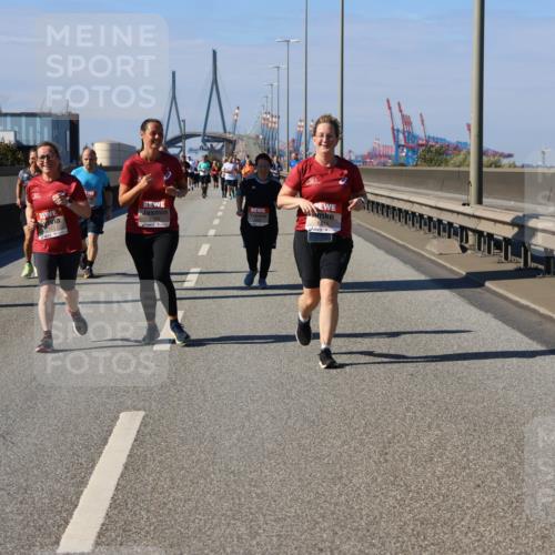 03.10.2025 - Köhlbrandbrückenlauf Strokosch-Dieckow http://msf.ph/oto/9166023 03.10.2025 13:17:16 Position 3  meine-sportfotos.de