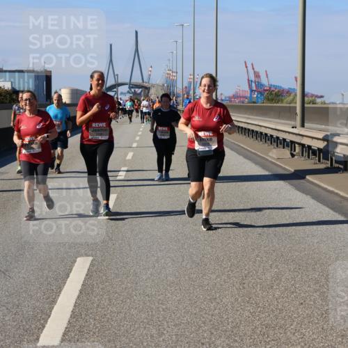 03.10.2025 - Köhlbrandbrückenlauf Strokosch-Dieckow http://msf.ph/oto/9166025 03.10.2025 13:17:17 Position 3 6515 meine-sportfotos.de