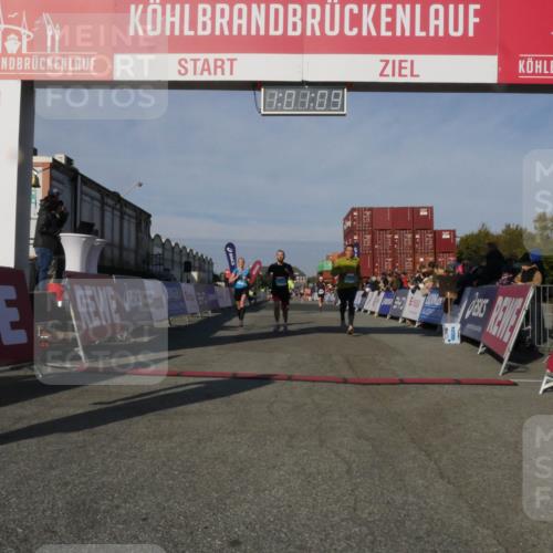 03.10.2025 - Köhlbrandbrückenlauf Matties Gatica Varas http://msf.ph/oto/9166026 03.10.2025 10:01:10 Ziel 1110, 1115, 1176, 1517, 1602, 3091, 3458 meine-sportfotos.de