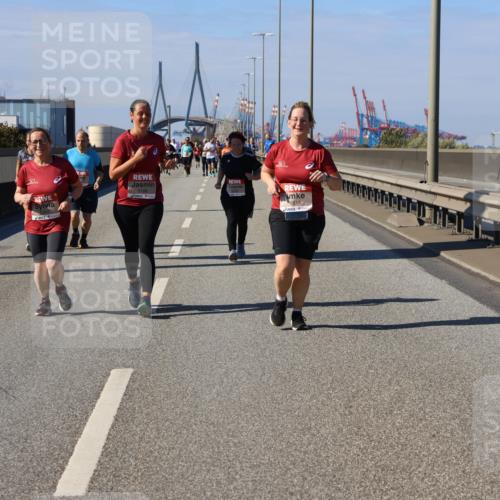 03.10.2025 - Köhlbrandbrückenlauf Strokosch-Dieckow http://msf.ph/oto/9166028 03.10.2025 13:17:17 Position 3 5188, 6515 meine-sportfotos.de