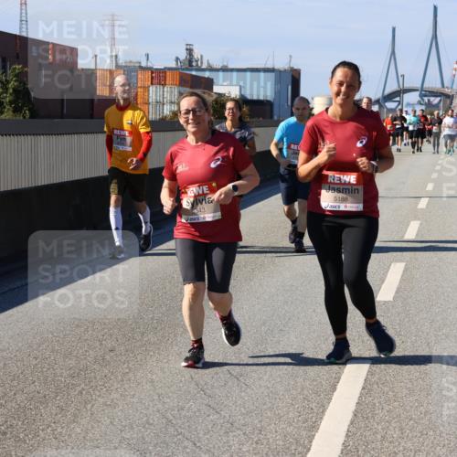 03.10.2025 - Köhlbrandbrückenlauf Strokosch-Dieckow http://msf.ph/oto/9166042 03.10.2025 13:17:18 Position 3 343, 5188, 5335 meine-sportfotos.de