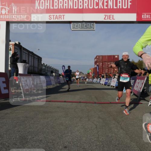 03.10.2025 - Köhlbrandbrückenlauf Matties Gatica Varas http://msf.ph/oto/9166051 03.10.2025 10:01:17 Ziel 1115, 1157, 1176, 1316, 3091, 3164, 3817 meine-sportfotos.de