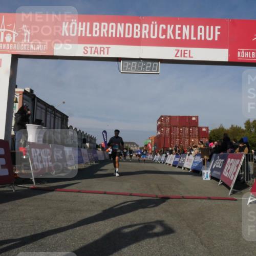 03.10.2025 - Köhlbrandbrückenlauf Matties Gatica Varas http://msf.ph/oto/9166066 03.10.2025 10:01:22 Ziel 1122, 1157, 1316, 1368, 2940, 3164, 3204, 3817 meine-sportfotos.de