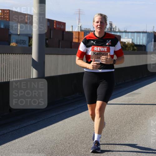 03.10.2025 - Köhlbrandbrückenlauf Strokosch-Dieckow http://msf.ph/oto/9166072 03.10.2025 13:17:26 Position 3 540 meine-sportfotos.de