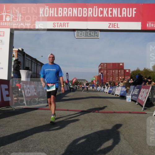 03.10.2025 - Köhlbrandbrückenlauf Matties Gatica Varas http://msf.ph/oto/9166151 03.10.2025 10:01:43 Ziel 1043, 1279, 1526, 2694, 2857, 2979, 3403 meine-sportfotos.de