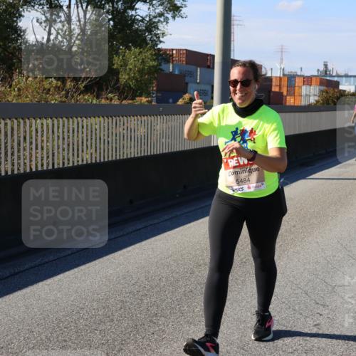 03.10.2025 - Köhlbrandbrückenlauf Strokosch-Dieckow http://msf.ph/oto/9166156 03.10.2025 13:17:57 Position 3 5484 meine-sportfotos.de