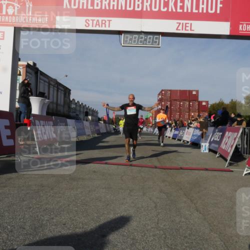 03.10.2025 - Köhlbrandbrückenlauf Matties Gatica Varas http://msf.ph/oto/9166239 03.10.2025 10:02:07 Ziel 1182, 1194, 1205, 1280, 1357, 1380, 1474, 1504, 2843, 3118, 3139, 3165, 3444, 3495 meine-sportfotos.de