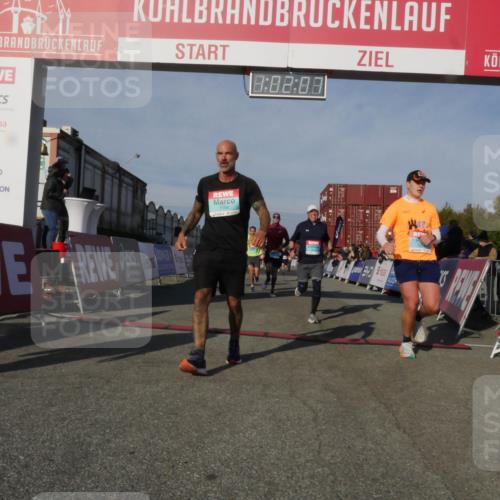 03.10.2025 - Köhlbrandbrückenlauf Matties Gatica Varas http://msf.ph/oto/9166246 03.10.2025 10:02:09 Ziel 1182, 1205, 1280, 1292, 1357, 1380, 1504, 2843, 3118, 3139, 3165, 3444, 3495 meine-sportfotos.de
