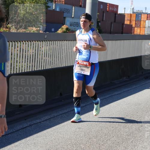 03.10.2025 - Köhlbrandbrückenlauf Strokosch-Dieckow http://msf.ph/oto/9166257 03.10.2025 13:18:32 Position 3 5990 meine-sportfotos.de