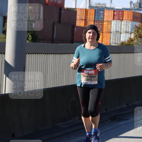 03.10.2025 - Köhlbrandbrückenlauf Strokosch-Dieckow http://msf.ph/oto/9166260 03.10.2025 13:18:34 Position 3 5418 meine-sportfotos.de