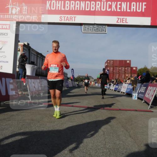 03.10.2025 - Köhlbrandbrückenlauf Matties Gatica Varas http://msf.ph/oto/9166293 03.10.2025 10:02:21 Ziel 1219, 1493, 1966, 2849, 3316, 3806 meine-sportfotos.de