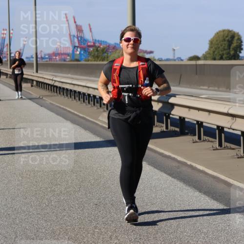 03.10.2025 - Köhlbrandbrückenlauf Strokosch-Dieckow http://msf.ph/oto/9166294 03.10.2025 13:18:57 Position 3  meine-sportfotos.de