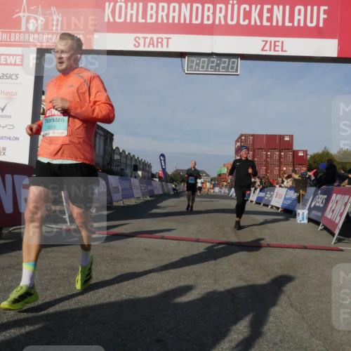 03.10.2025 - Köhlbrandbrückenlauf Matties Gatica Varas http://msf.ph/oto/9166295 03.10.2025 10:02:22 Ziel 1144, 1219, 1493, 1776, 1966, 2849, 3316, 3806 meine-sportfotos.de