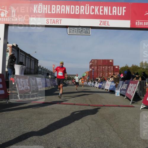 03.10.2025 - Köhlbrandbrückenlauf Matties Gatica Varas http://msf.ph/oto/9166311 03.10.2025 10:02:25 Ziel 1144, 1219, 1776, 2849, 3224, 3316, 3806 meine-sportfotos.de