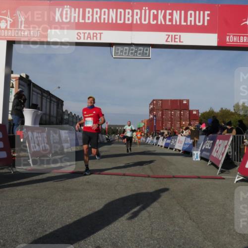 03.10.2025 - Köhlbrandbrückenlauf Matties Gatica Varas http://msf.ph/oto/9166313 03.10.2025 10:02:26 Ziel 1144, 1219, 1776, 2849, 3224, 3316, 3806 meine-sportfotos.de