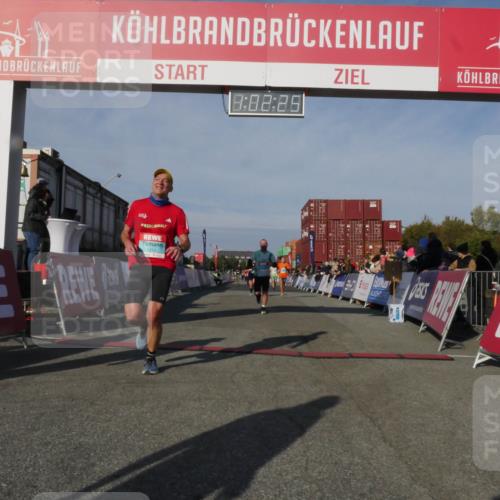 03.10.2025 - Köhlbrandbrückenlauf Matties Gatica Varas http://msf.ph/oto/9166315 03.10.2025 10:02:26 Ziel 1144, 1219, 1776, 2849, 3224, 3316, 3806 meine-sportfotos.de