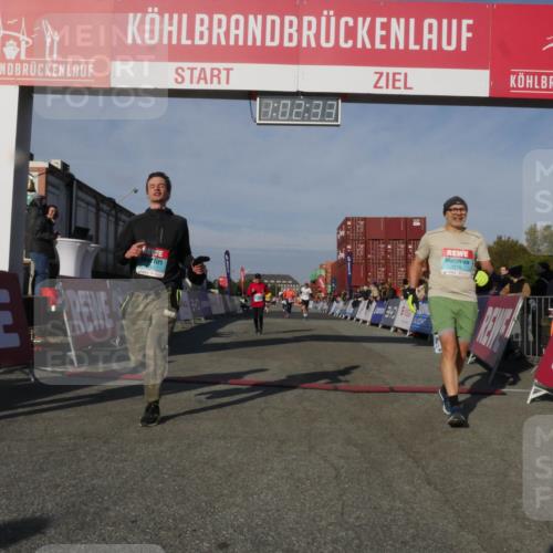 03.10.2025 - Köhlbrandbrückenlauf Matties Gatica Varas http://msf.ph/oto/9166343 03.10.2025 10:02:35 Ziel 1311, 1595, 1878, 3111, 3224, 3331 meine-sportfotos.de