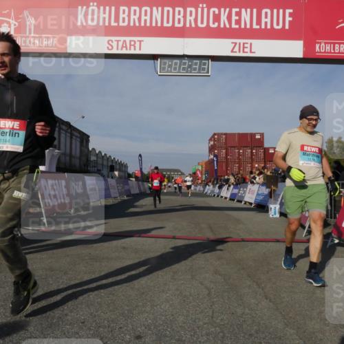 03.10.2025 - Köhlbrandbrückenlauf Matties Gatica Varas http://msf.ph/oto/9166345 03.10.2025 10:02:35 Ziel 1311, 1595, 1878, 3111, 3224, 3331 meine-sportfotos.de