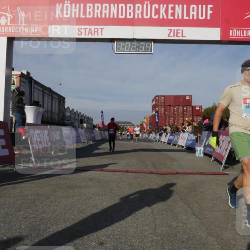 03.10.2025 - Köhlbrandbrückenlauf Matties Gatica Varas http://msf.ph/oto/9166347 03.10.2025 10:02:36 Ziel 1311, 1595, 1878, 3111, 3224, 3331 meine-sportfotos.de