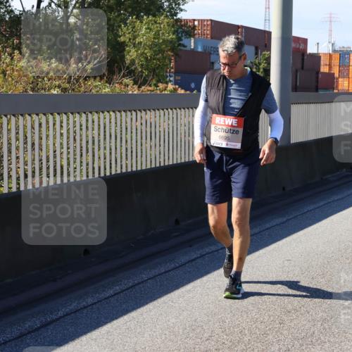 03.10.2025 - Köhlbrandbrückenlauf Strokosch-Dieckow http://msf.ph/oto/9166370 03.10.2025 13:19:17 Position 3 6695 meine-sportfotos.de