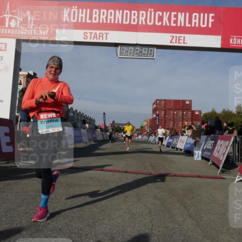 03.10.2025 - Köhlbrandbrückenlauf Matties Gatica Varas http://msf.ph/oto/9166371 03.10.2025 10:02:42 Ziel 1130, 1311, 1878, 3331 meine-sportfotos.de