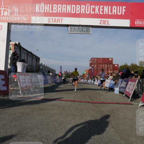 03.10.2025 - Köhlbrandbrückenlauf Matties Gatica Varas http://msf.ph/oto/9166374 03.10.2025 10:02:43 Ziel 1130, 1311, 1878, 3331 meine-sportfotos.de