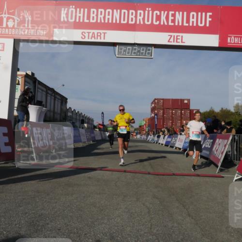 03.10.2025 - Köhlbrandbrückenlauf Matties Gatica Varas http://msf.ph/oto/9166378 03.10.2025 10:02:44 Ziel 1045, 1130, 1311, 1878, 3331 meine-sportfotos.de