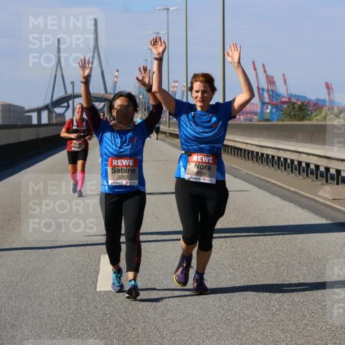 03.10.2025 - Köhlbrandbrückenlauf Strokosch-Dieckow http://msf.ph/oto/9166394 03.10.2025 13:19:38 Position 3 5252, 16109 meine-sportfotos.de