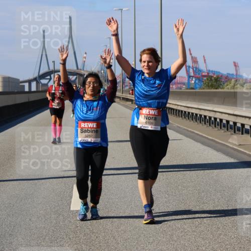 03.10.2025 - Köhlbrandbrückenlauf Strokosch-Dieckow http://msf.ph/oto/9166400 03.10.2025 13:19:38 Position 3 5252, 6109 meine-sportfotos.de