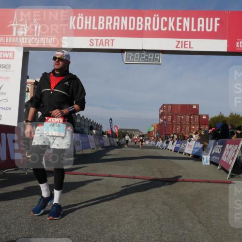 03.10.2025 - Köhlbrandbrückenlauf Matties Gatica Varas http://msf.ph/oto/9166404 03.10.2025 10:02:51 Ziel 1045, 1123, 3227, 3496, 3630 meine-sportfotos.de
