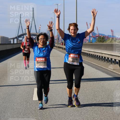 03.10.2025 - Köhlbrandbrückenlauf Strokosch-Dieckow http://msf.ph/oto/9166407 03.10.2025 13:19:39 Position 3 5252, 6109 meine-sportfotos.de